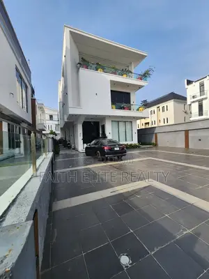 Furnished 5bdrm House in Osapa for sale