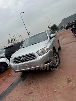 Toyota Highlander Limited 2011 Silver