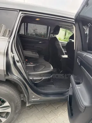 Toyota Highlander 2021 Gray