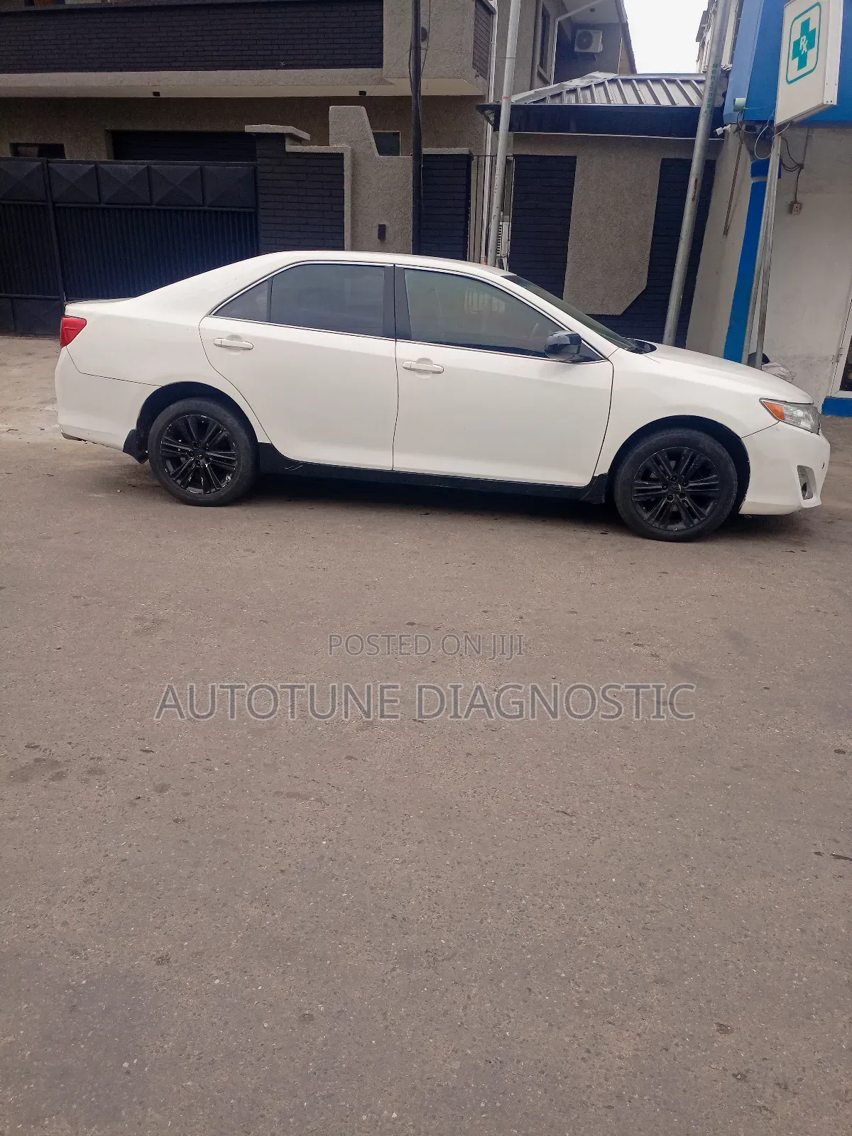 Toyota Camry 2012 White