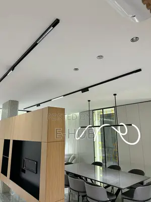 Magnetic Track Light