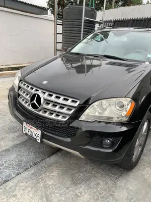 Mercedes-Benz M Class ML 350 4x2 2011 Black