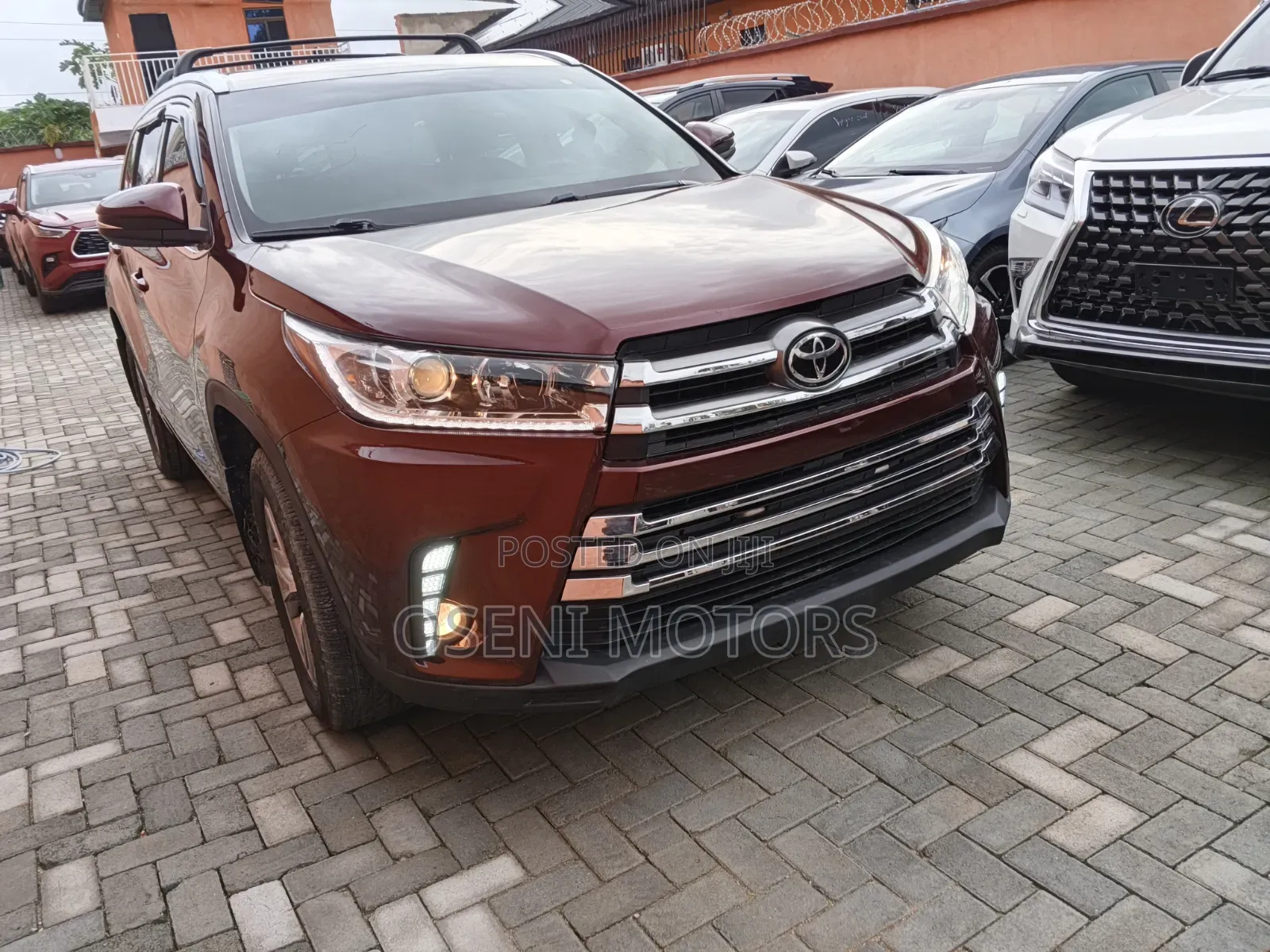 Toyota Highlander 2015 Red