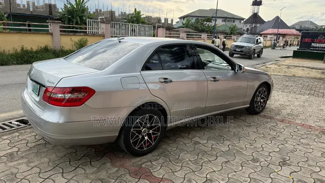 Mercedes-Benz E350 2010 Silver