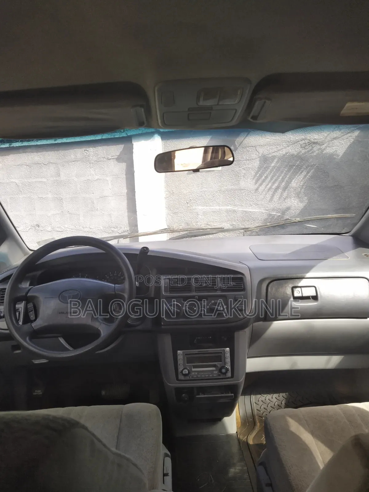 Toyota Sienna 2000 Silver