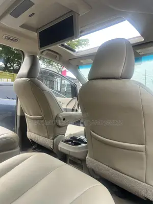 Toyota Sienna Limited 7 Passenger 2011 Gray