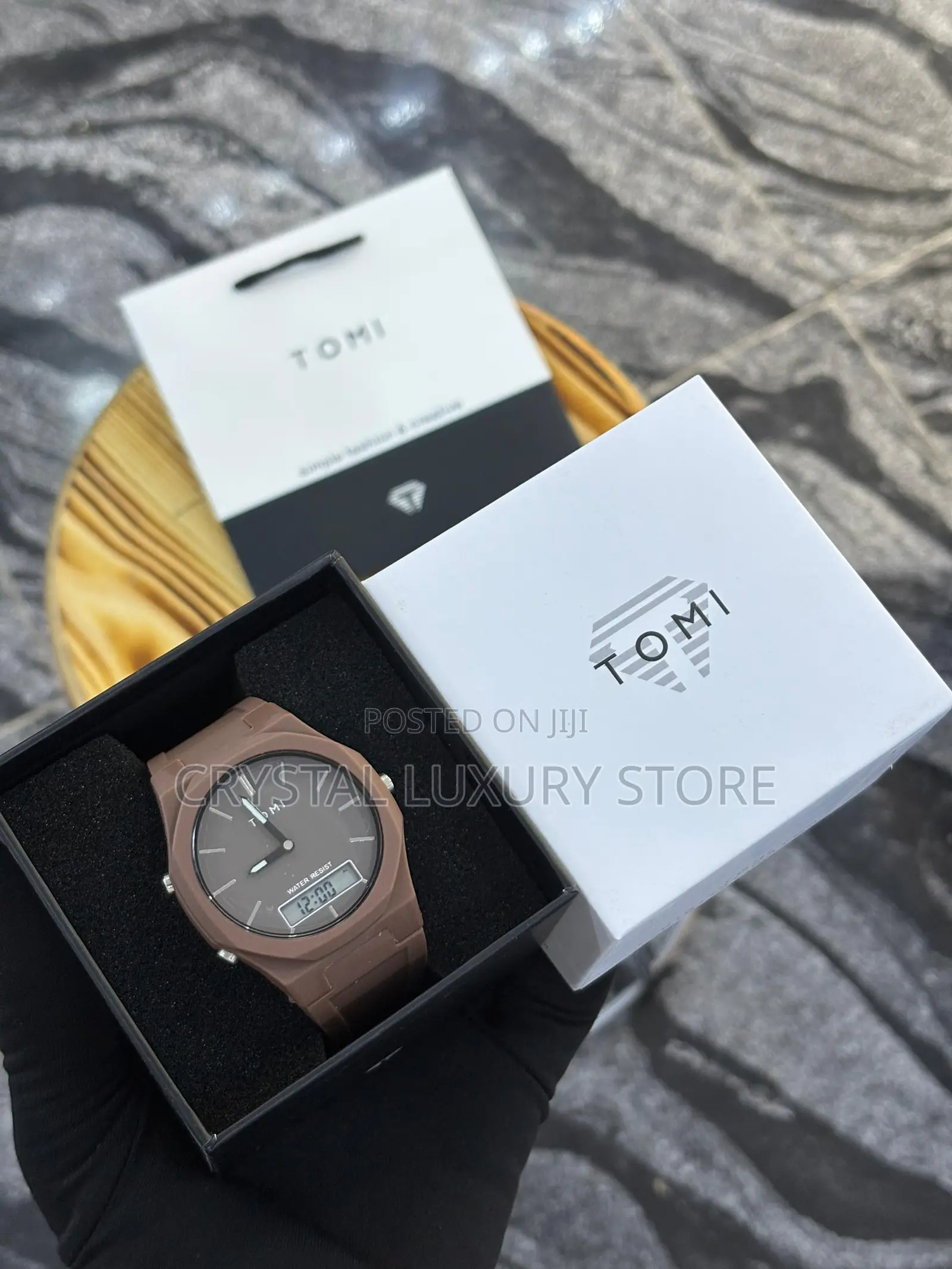 Tomi Quality Men Rubber Strap Wristwatch