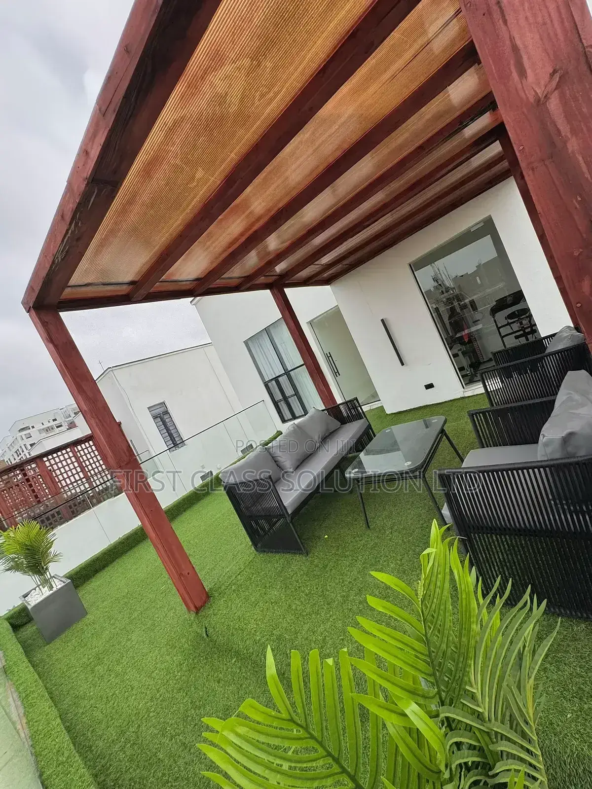 Luxury 6-Bedroom Duplex Lekki