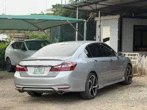 Honda Accord 2017 Silver