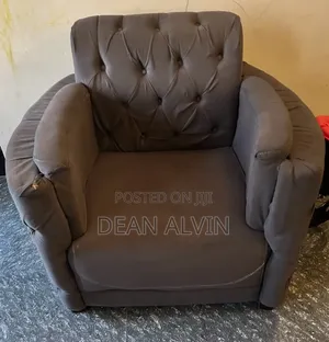 Sofa Set and Centre Table