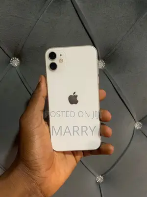 Apple iPhone 11 64 GB White