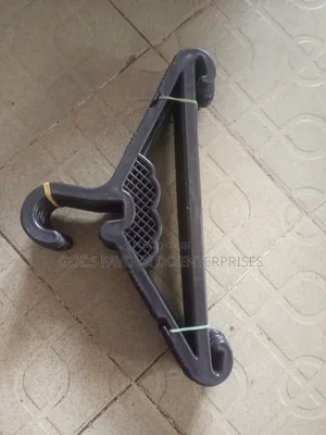 High Quality Cloth Hangers