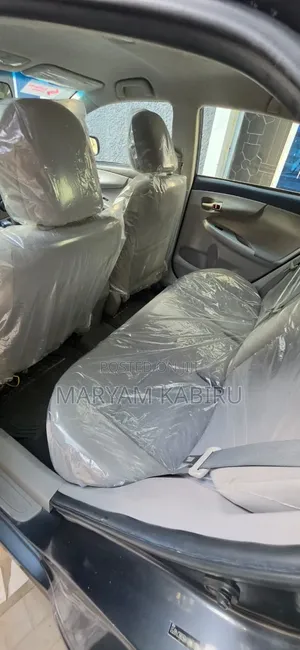 Toyota Corolla 2012 Gray