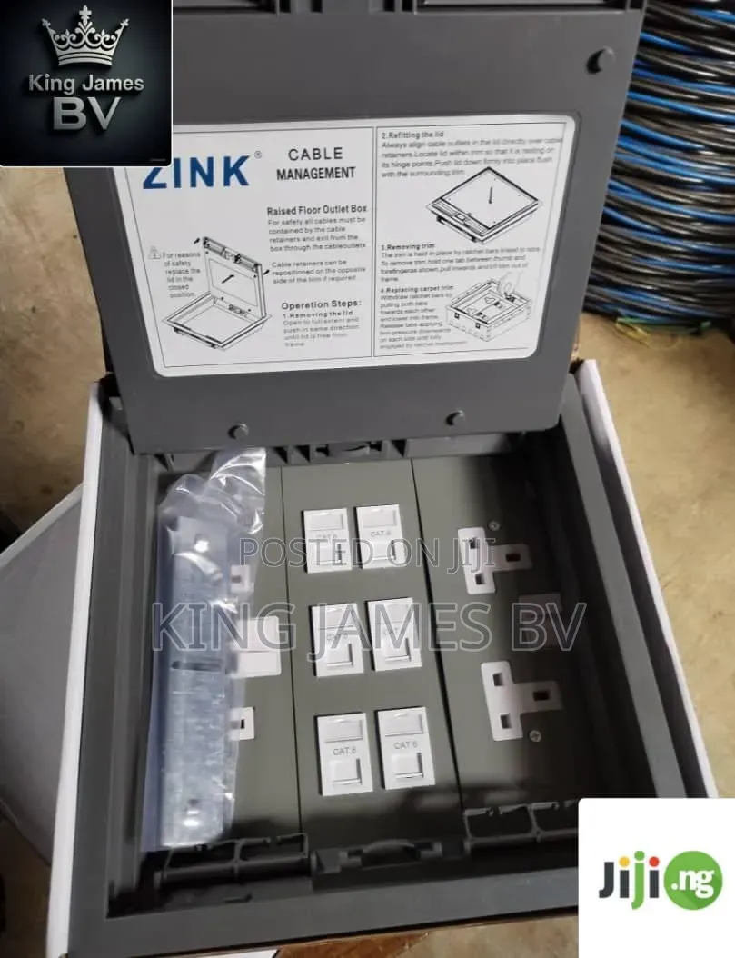 Floor Box Socket With 6 Data and 6 Power