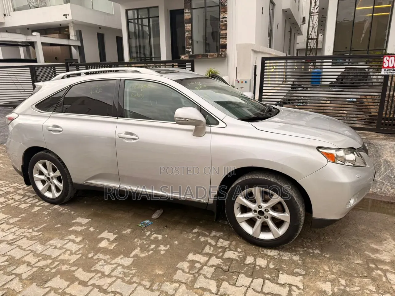 Lexus RX 2011 Silver