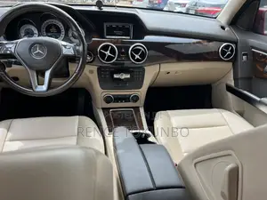 Mercedes-Benz GLK-Class 2014 Red