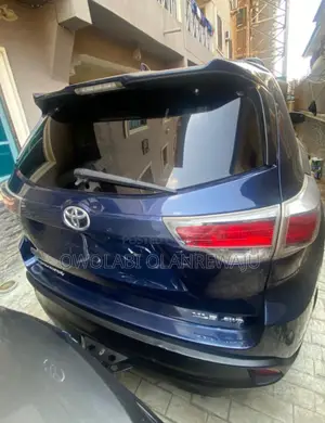 Toyota Highlander 2014 Blue