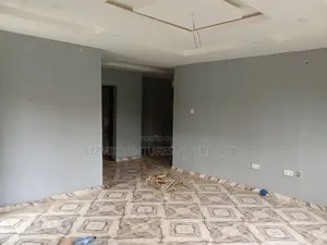 A Complete Building for Lease