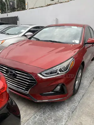 Hyundai Sonata SE 2019 Red