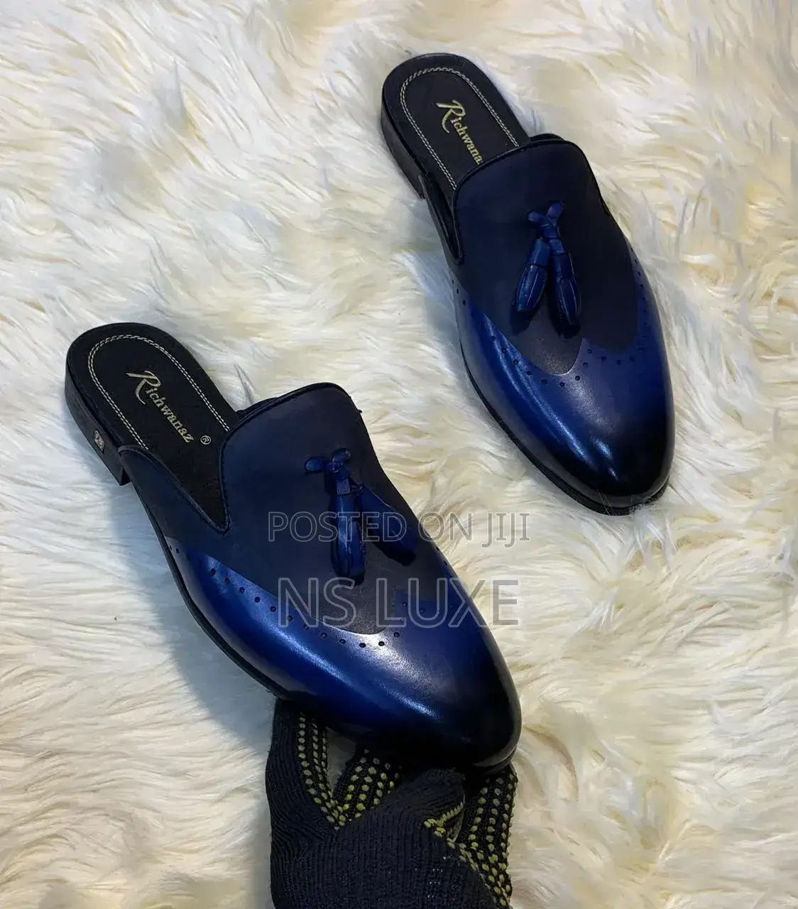 Richwanaz Variants of Half Shoes