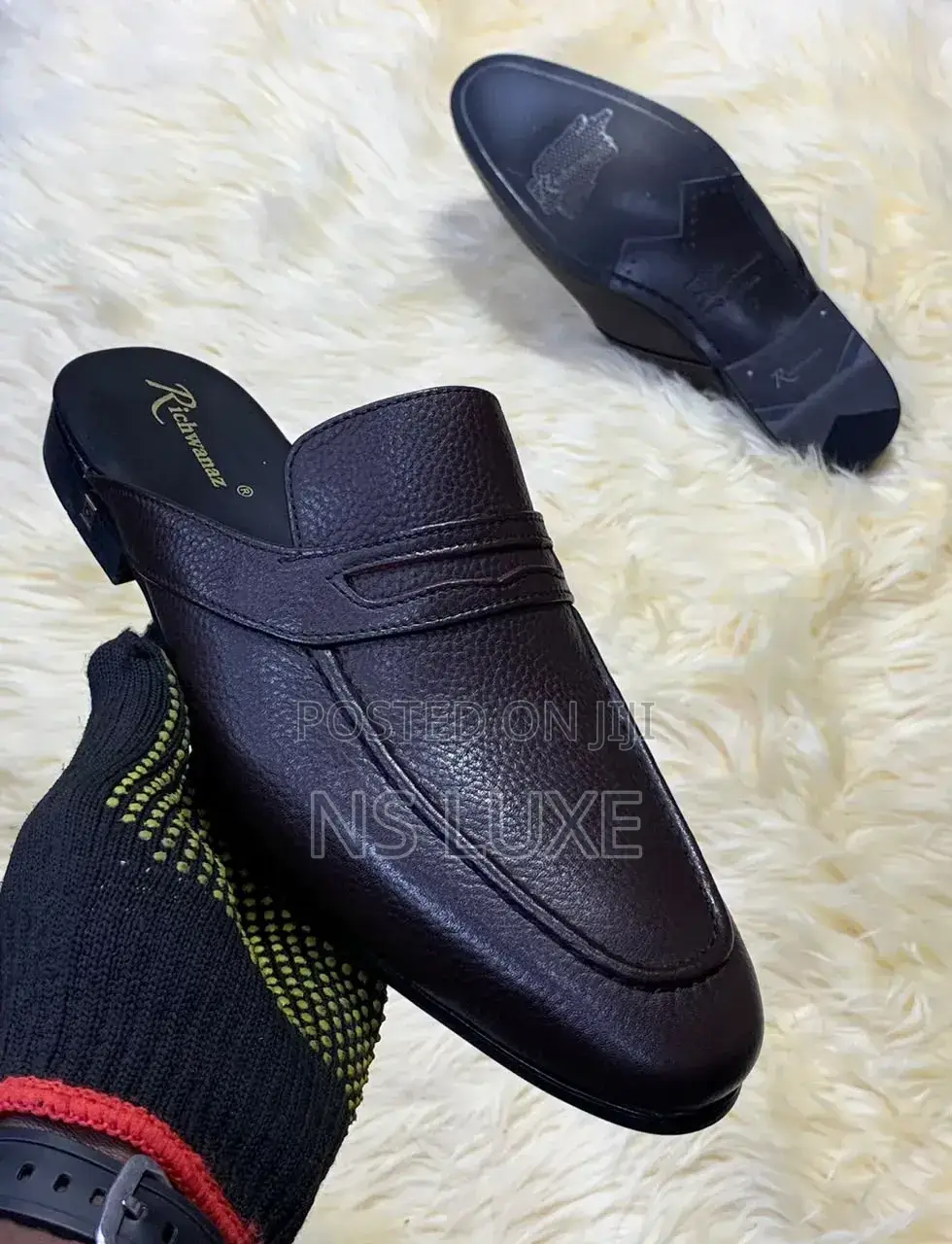 Richwanaz Variants of Half Shoes