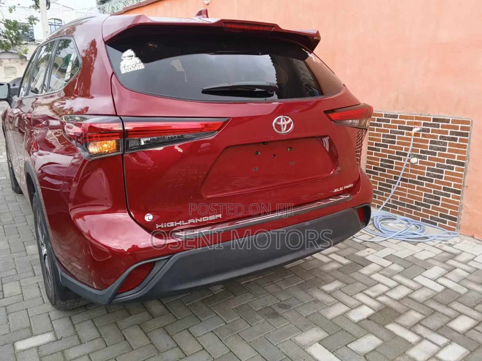 Toyota Highlander 2022 Red