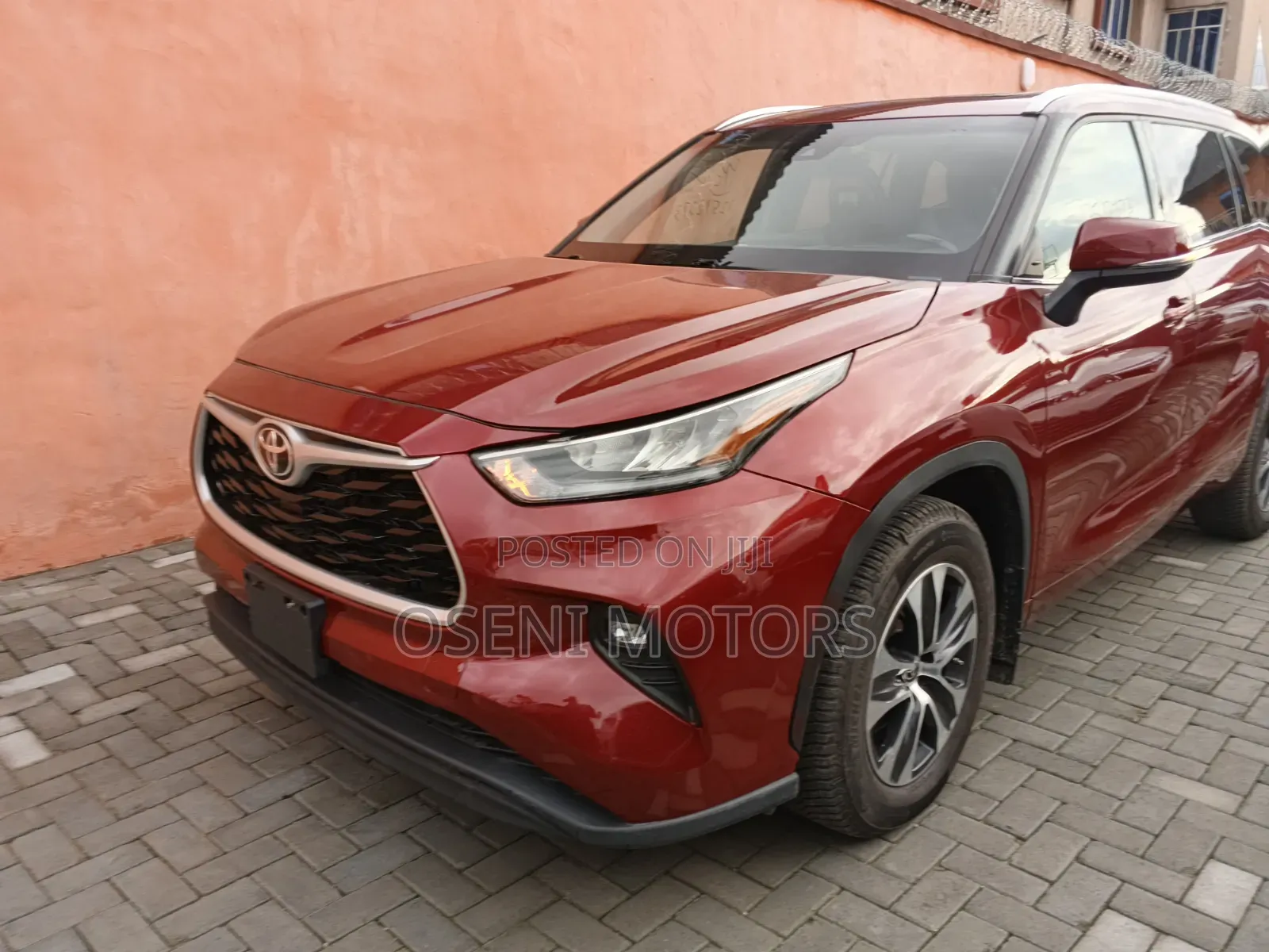 Toyota Highlander 2022 Red