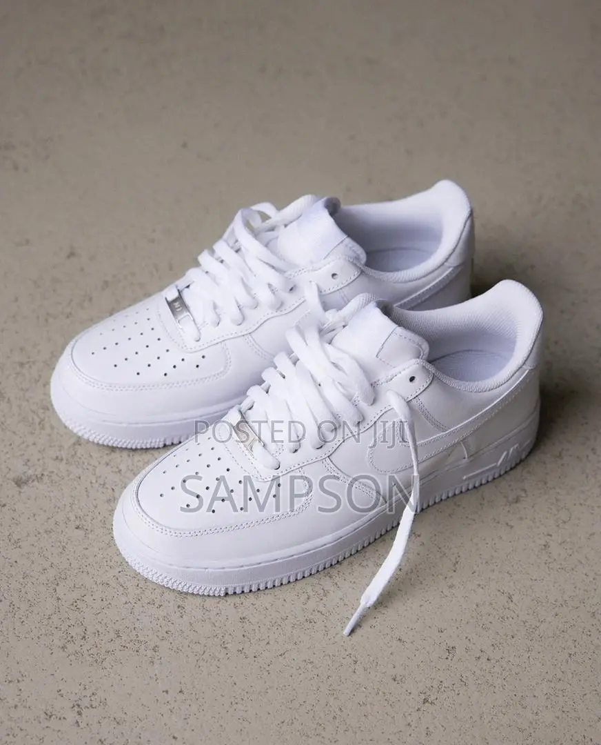 Nike Airforce1 “Plain White “