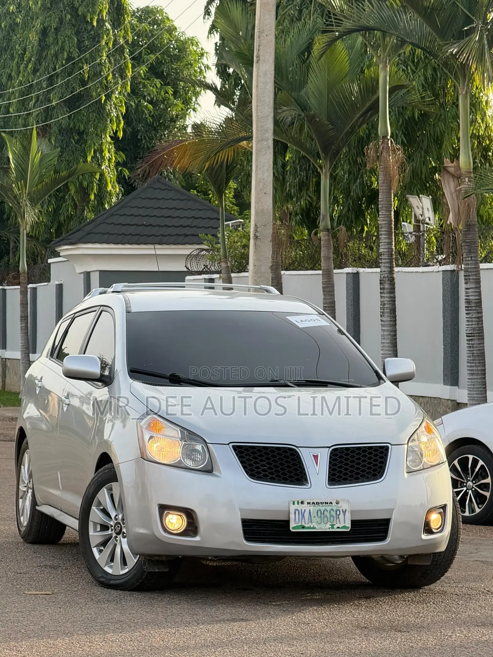 Pontiac Vibe 2009 Silver