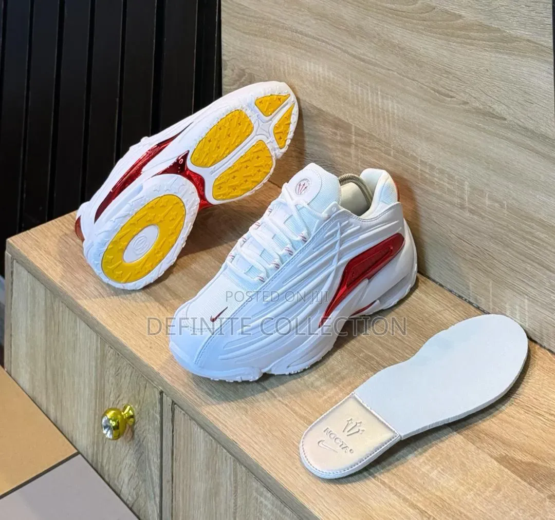 Nike Nocta Glide 5 Sneakers