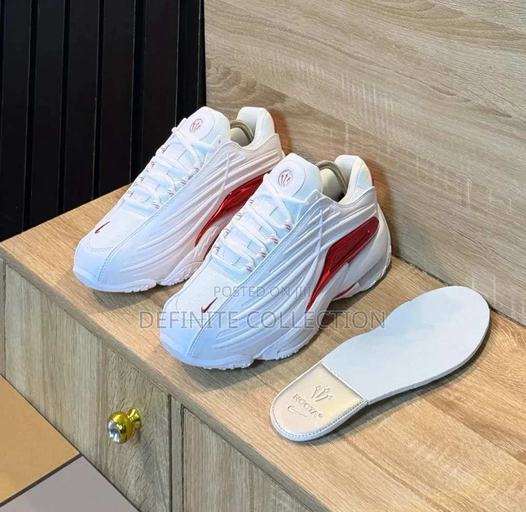 Nike Nocta Glide 5 Sneakers