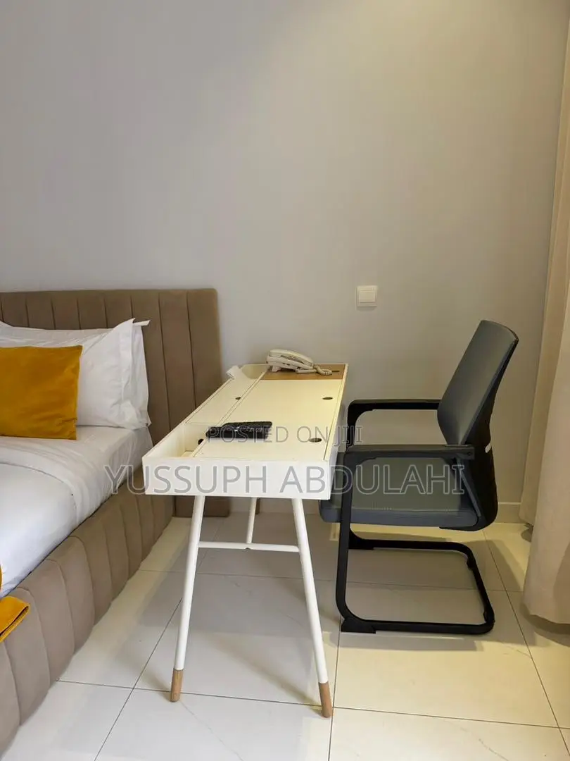 1 Bedroom Lekki Phase1