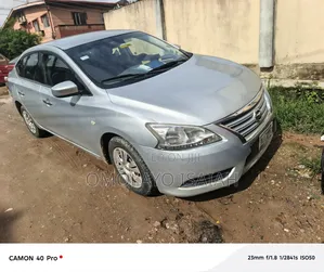 Nissan Sentra 2014 Silver