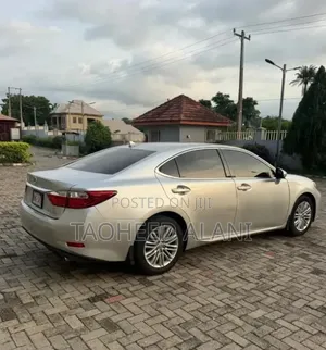 Lexus ES 2016 Silver