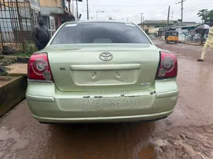 Toyota Avensis 2003 Green