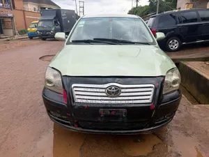 Toyota Avensis 2003 Green