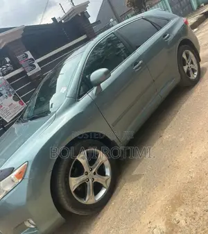 Toyota Venza XLE 2011 Green