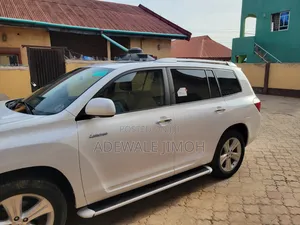Toyota Highlander Limited 4x4 2009 White