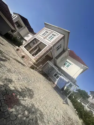 4bdrm Duplex in Gwarimpa Estate By, Gwarinpa for sale
