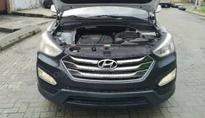 Hyundai Santa Fe 2015 White
