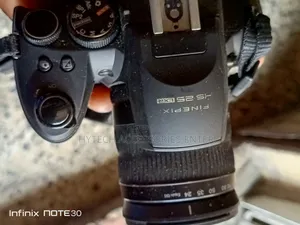Fuji Hs-25 Digital Camera