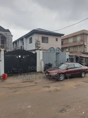 2bdrm Block of Flats in Isolo, Ago Palace for sale