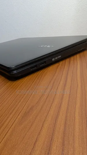 Laptop Acer Aspire E5-571G 8GB Intel Core i7 SSD 128GB