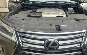 Lexus LX 570 AWD 2016 Gray