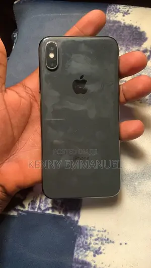 Apple iPhone X 64 GB Gray