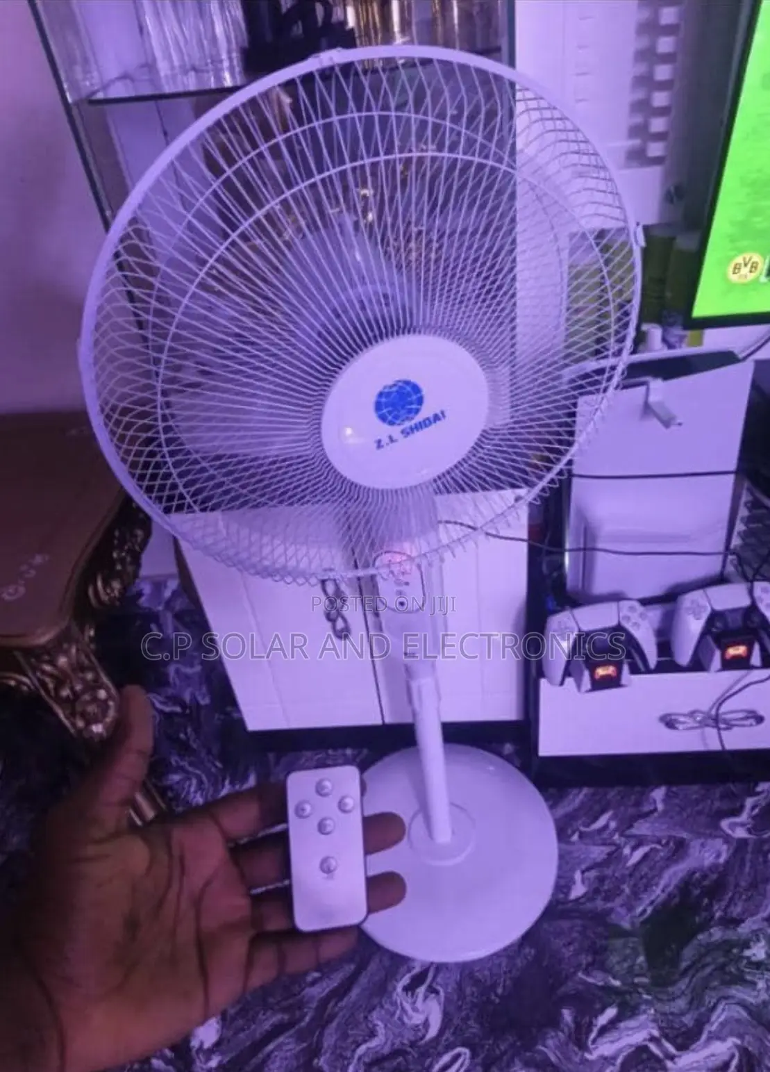 Z.L Rechargeable Solar Fan 18’Inchs