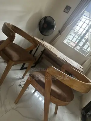 4 Seater Dinning Set