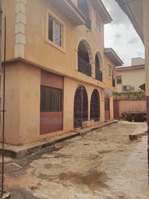 8bdrm Block of Flats in Akute Otun, Yakoyo/Alagbole for sale