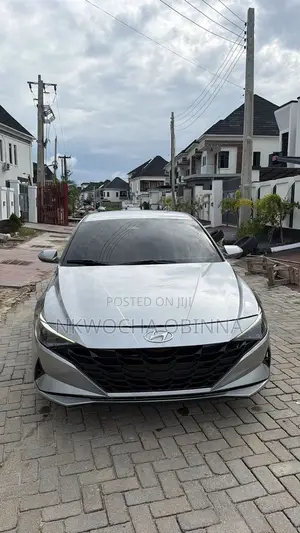 Hyundai Elantra SE 2023 Gray