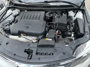 Toyota Avalon Touring (3.5L 6cyl 6A) 2018 White